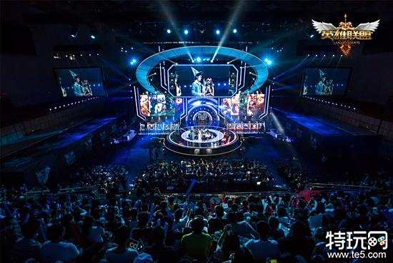 却在关键时 却在关键时