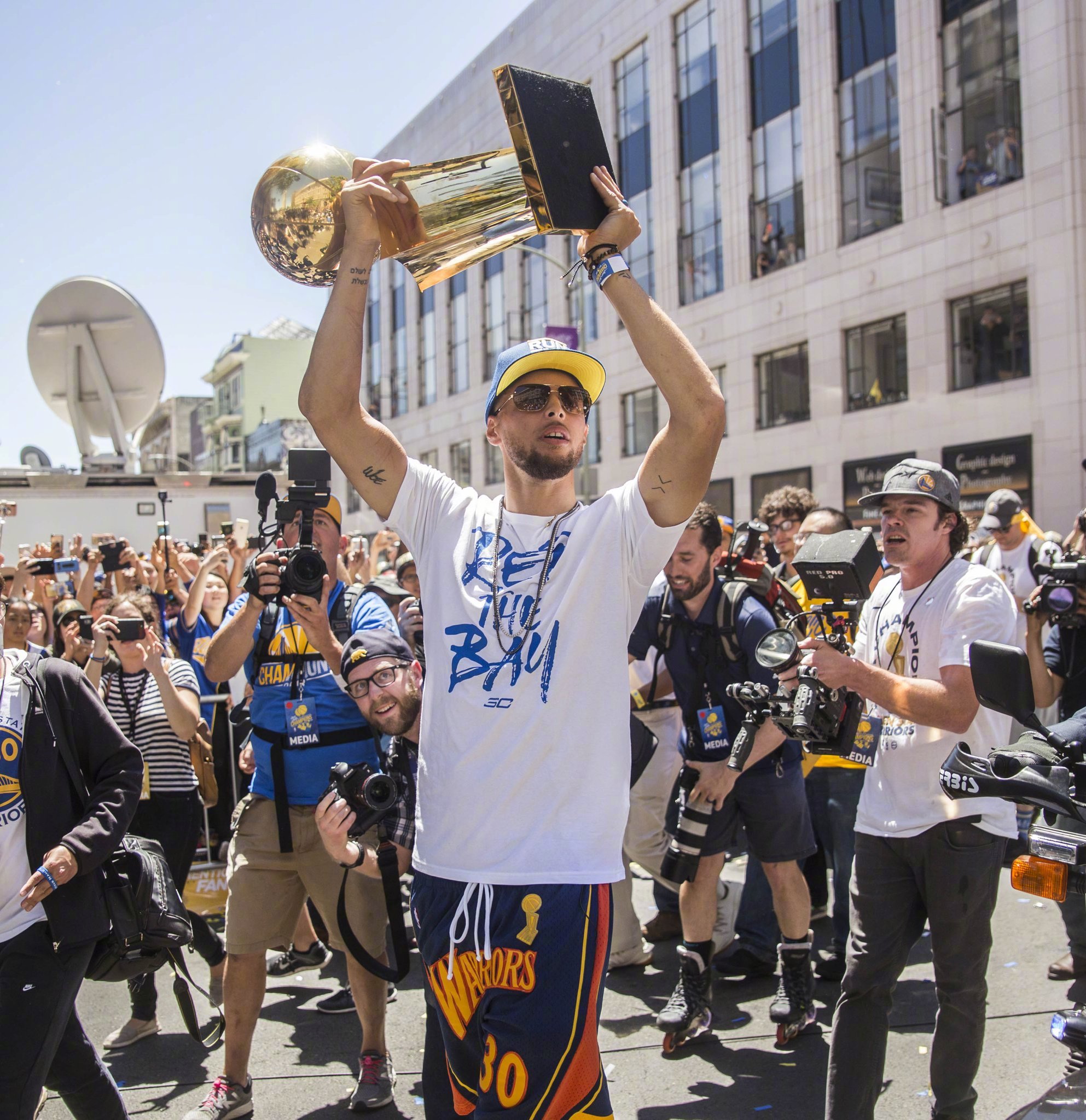 更把球队的 更把球队的